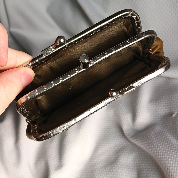 Coin pouch - Picture 8 of 11